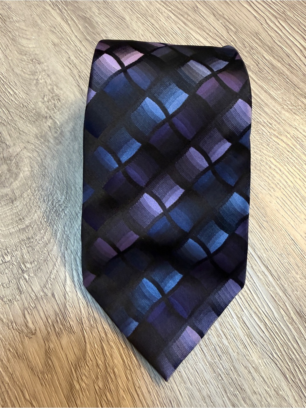JOHN ASHFORD Men's 100% Silk Necktie Stain Resistant Geometric Purple/Blue/Black